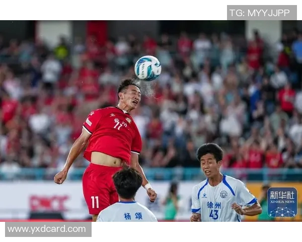 南京足球队比赛经验引发热议球迷对战术选择和球员表现各执己见